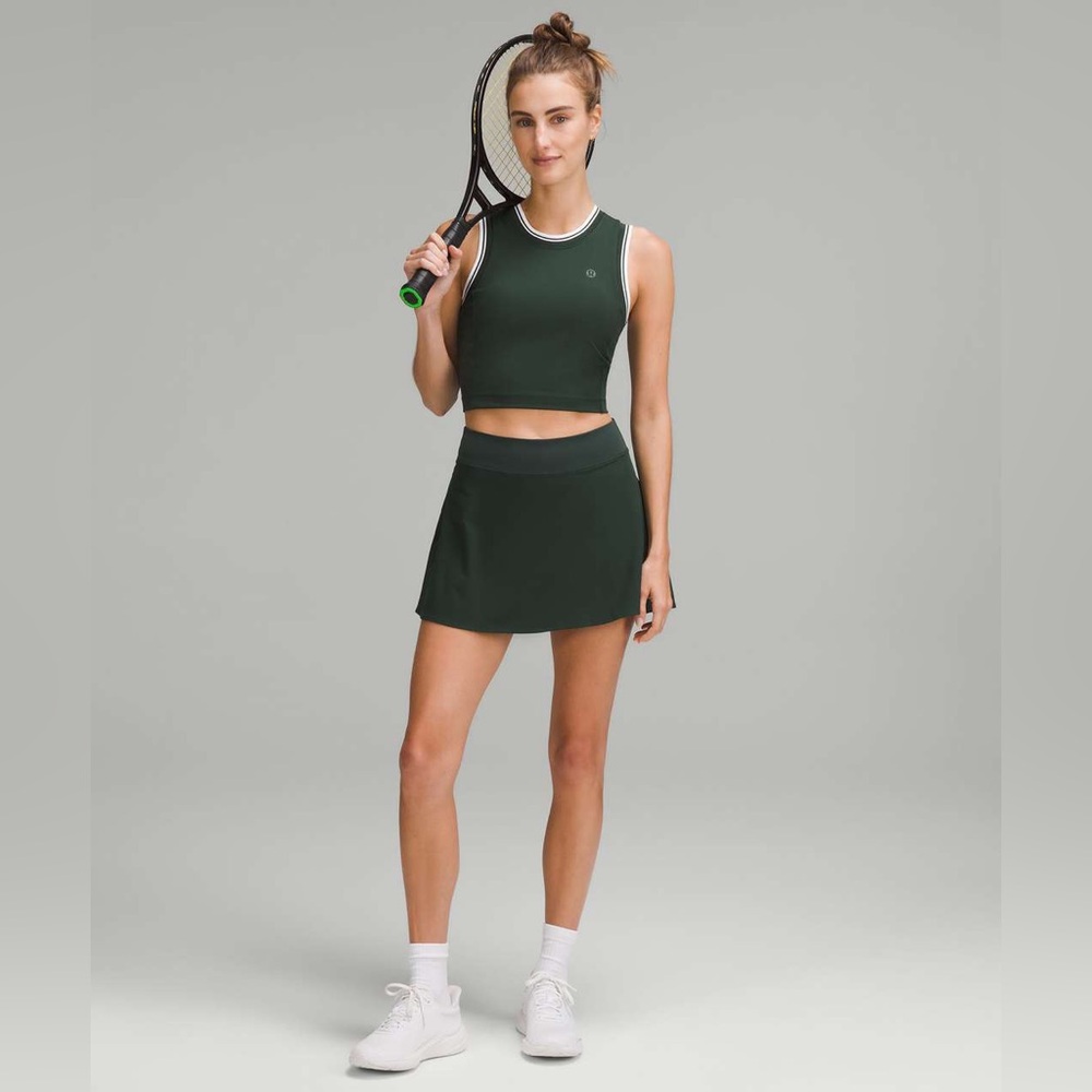 Collegiate Scoop Neck-Neck Crop Tennis Tank Top